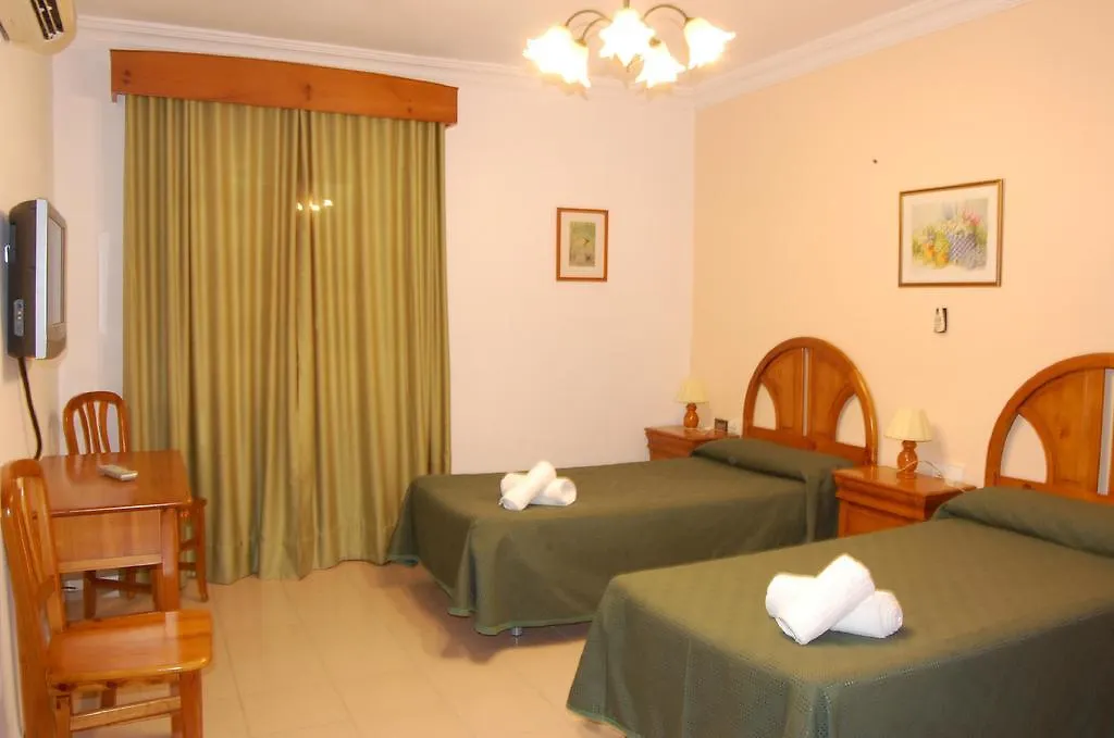 Hotel Antonio Conil Conil De La Frontera 2*,